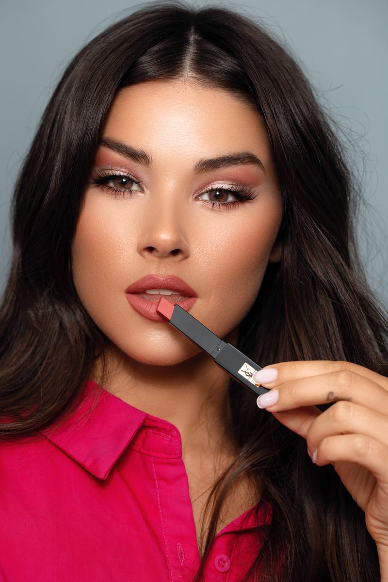 Make-up application at Laurance